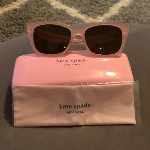 New Kate Spade sunglasses with case!